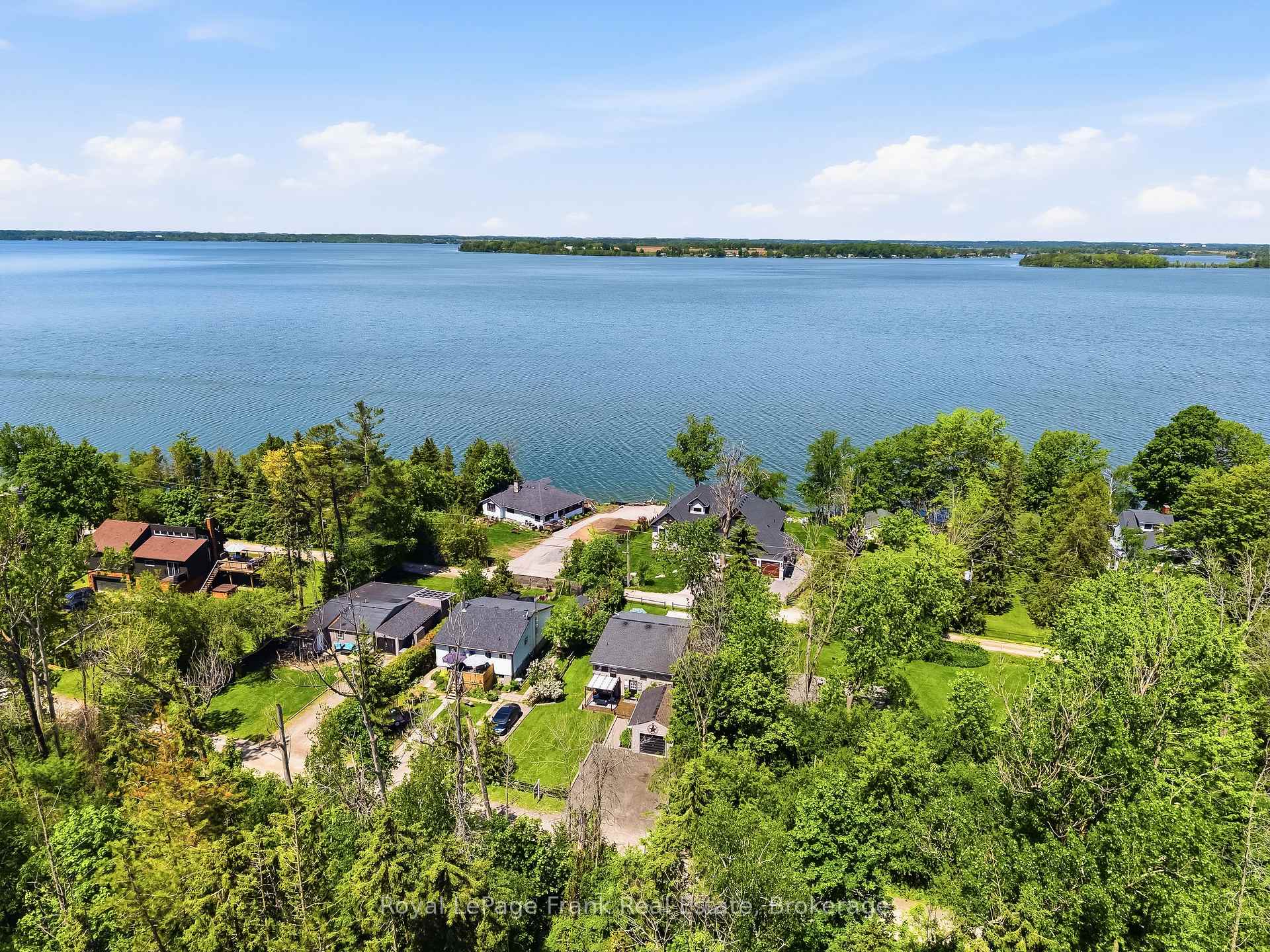 Photo 5 of 18 Armstrong Avenue, Scugog, Rural Scugog — HOMEH