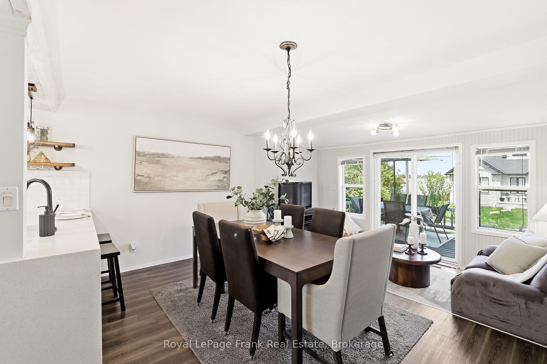 Photo 16 of 18 Armstrong Avenue, Scugog, Rural Scugog — HOMEH