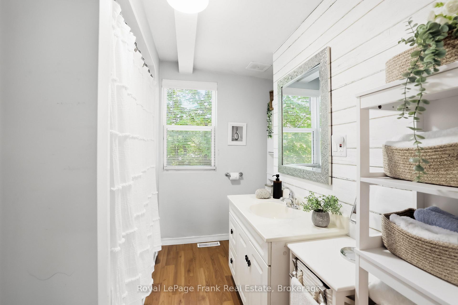 Photo 23 of 18 Armstrong Avenue, Scugog, Rural Scugog — HOMEH