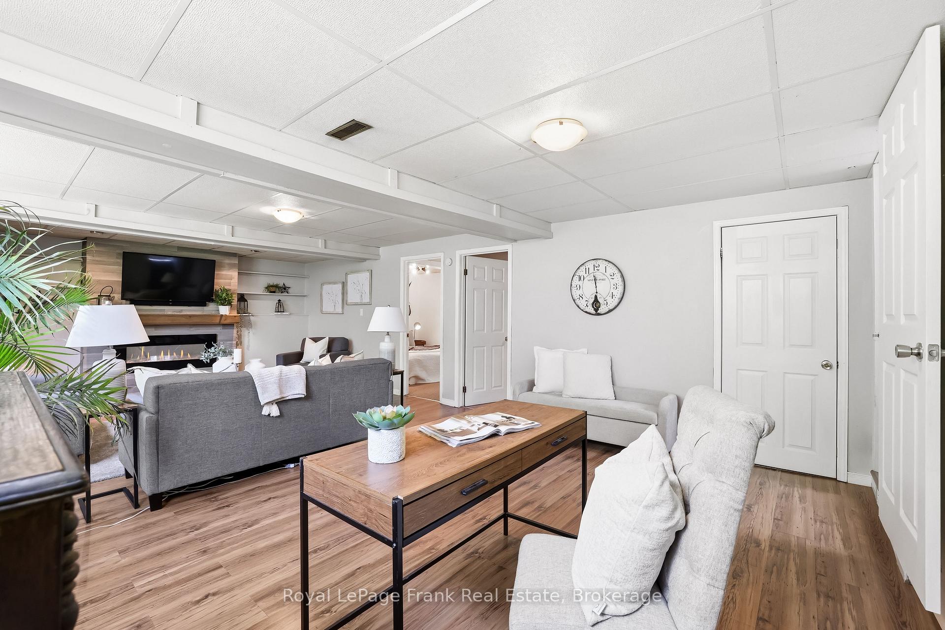 Photo 31 of 18 Armstrong Avenue, Scugog, Rural Scugog — HOMEH
