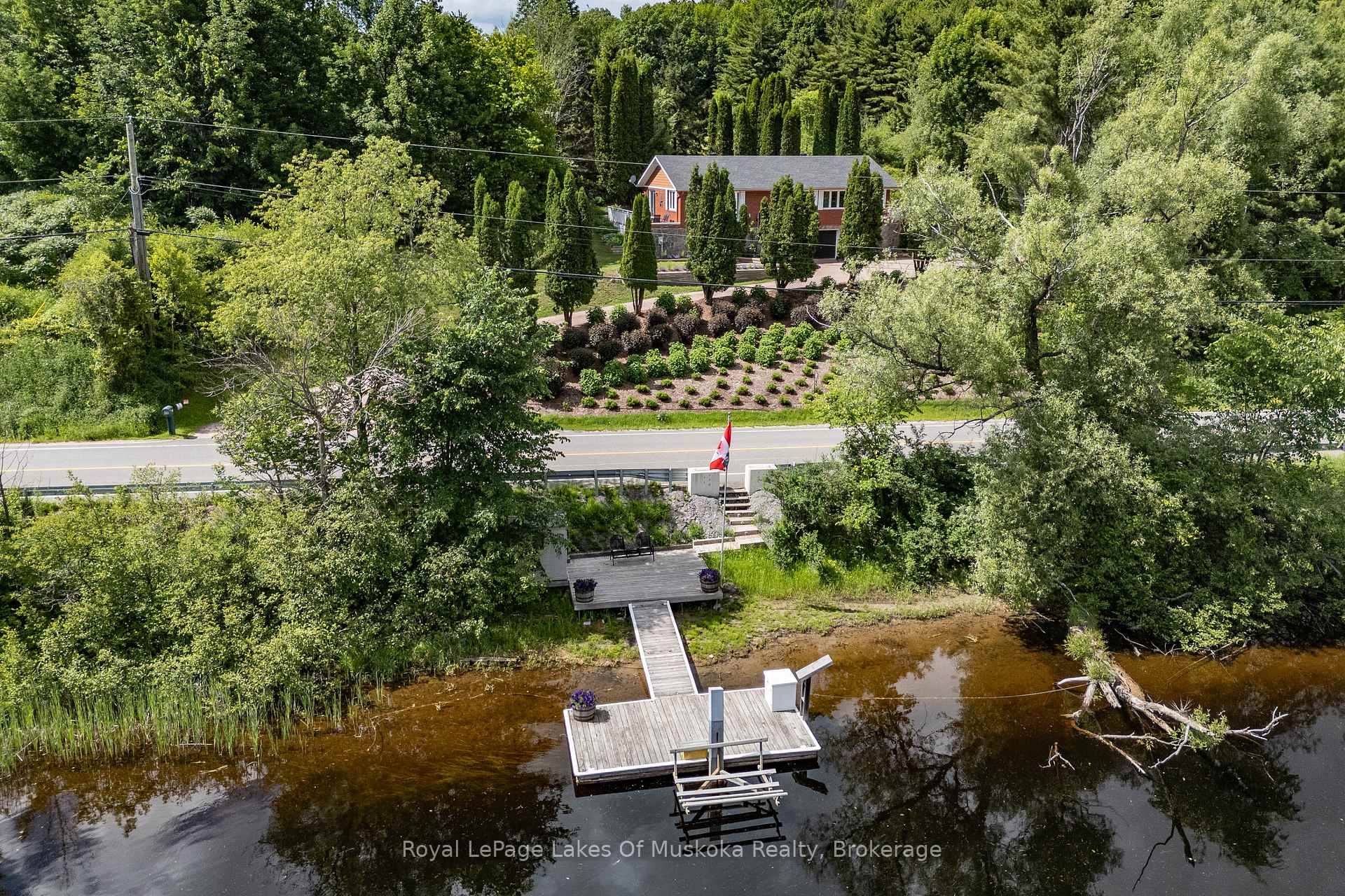 Photo of 183 Santas Village Road