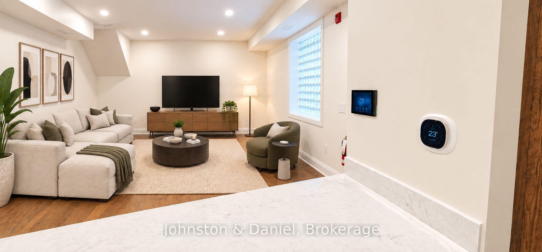 Photo 2 of Unit 202, 2579 Yonge Street, Toronto, Mount Pleasant East — HOMEH
