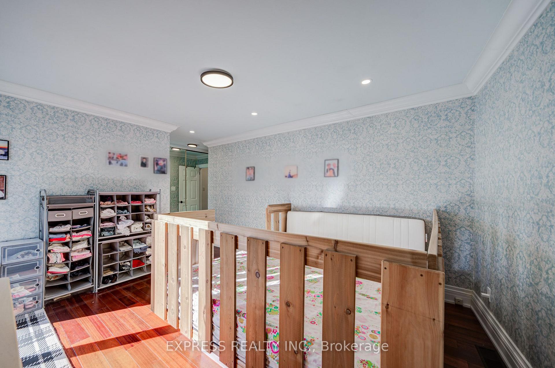 Photo 21 of 42 Gatehead Road, North York, Bayview Village — HOMEH