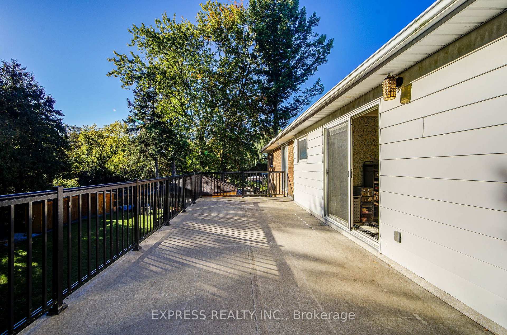 Photo 31 of 42 Gatehead Road, North York, Bayview Village — HOMEH