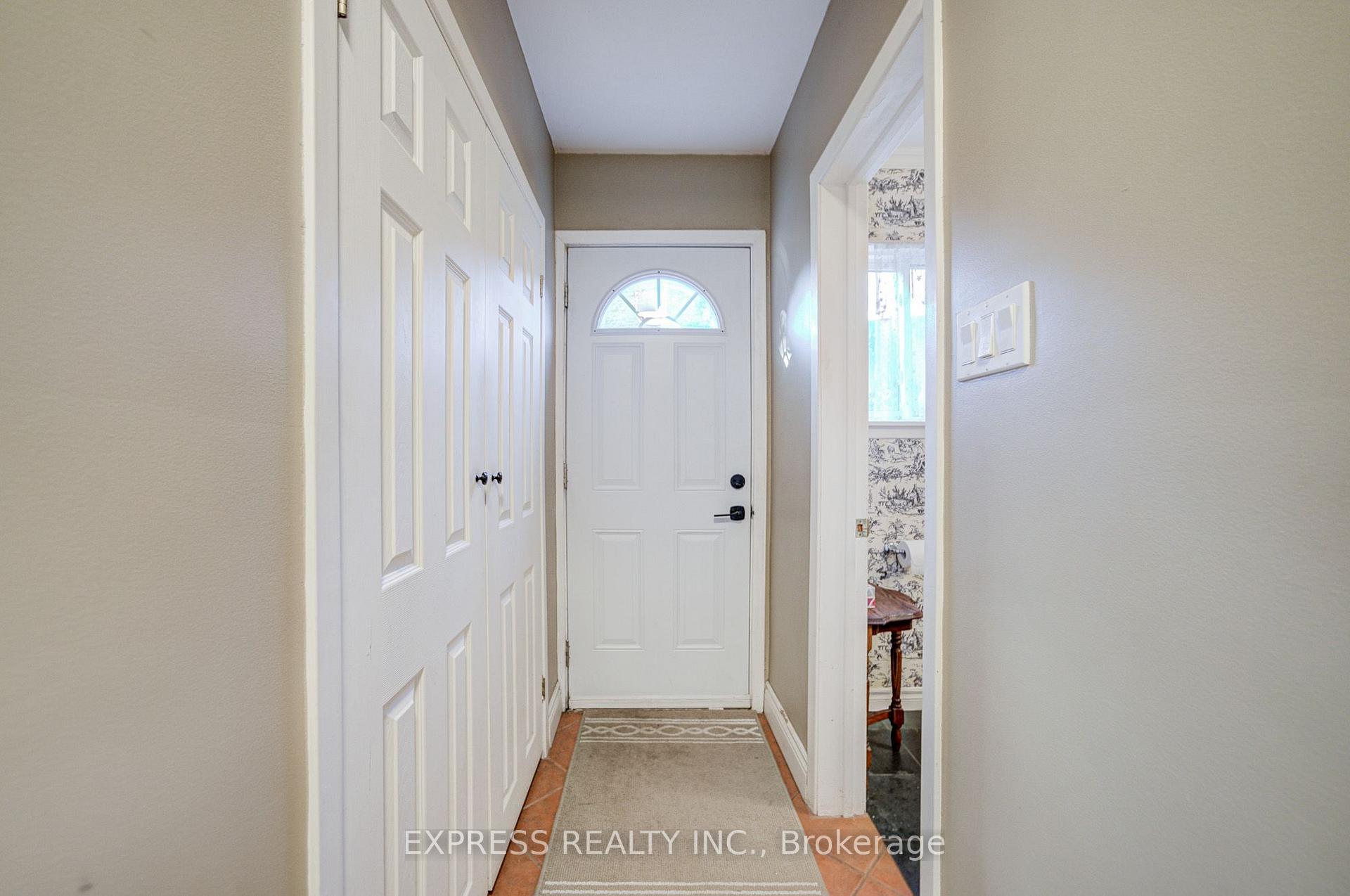 Photo 35 of 42 Gatehead Road, North York, Bayview Village — HOMEH