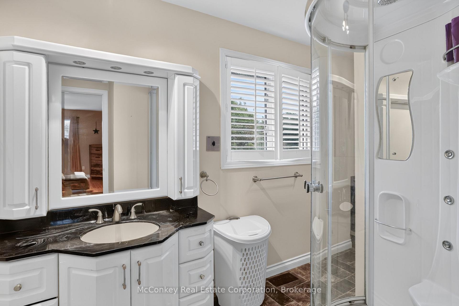 Photo 21 of 1817 Parkwood Circle, Peterborough, Monaghan Ward 2 — HOMEH