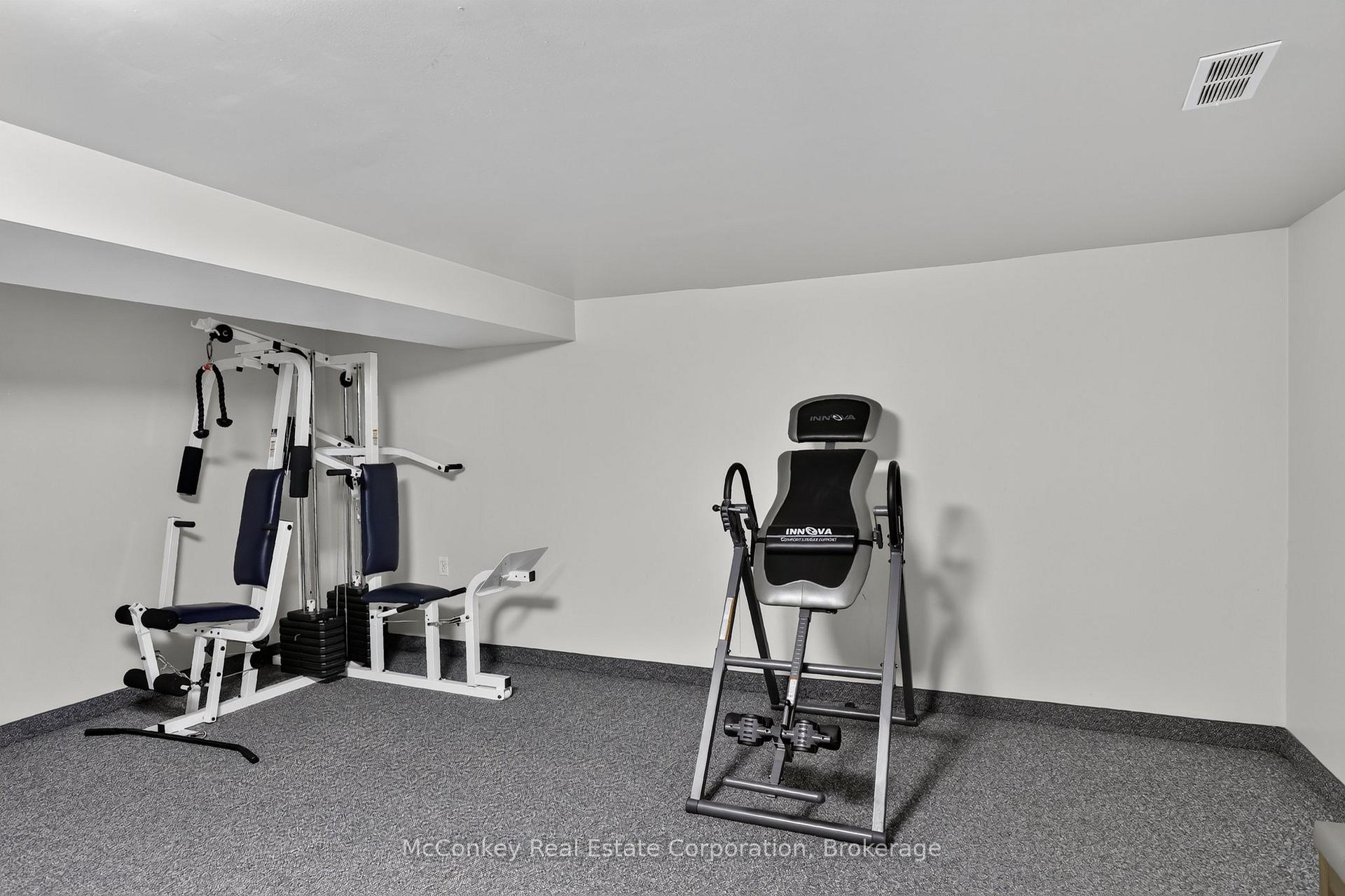 Photo 29 of 1817 Parkwood Circle, Peterborough, Monaghan Ward 2 — HOMEH