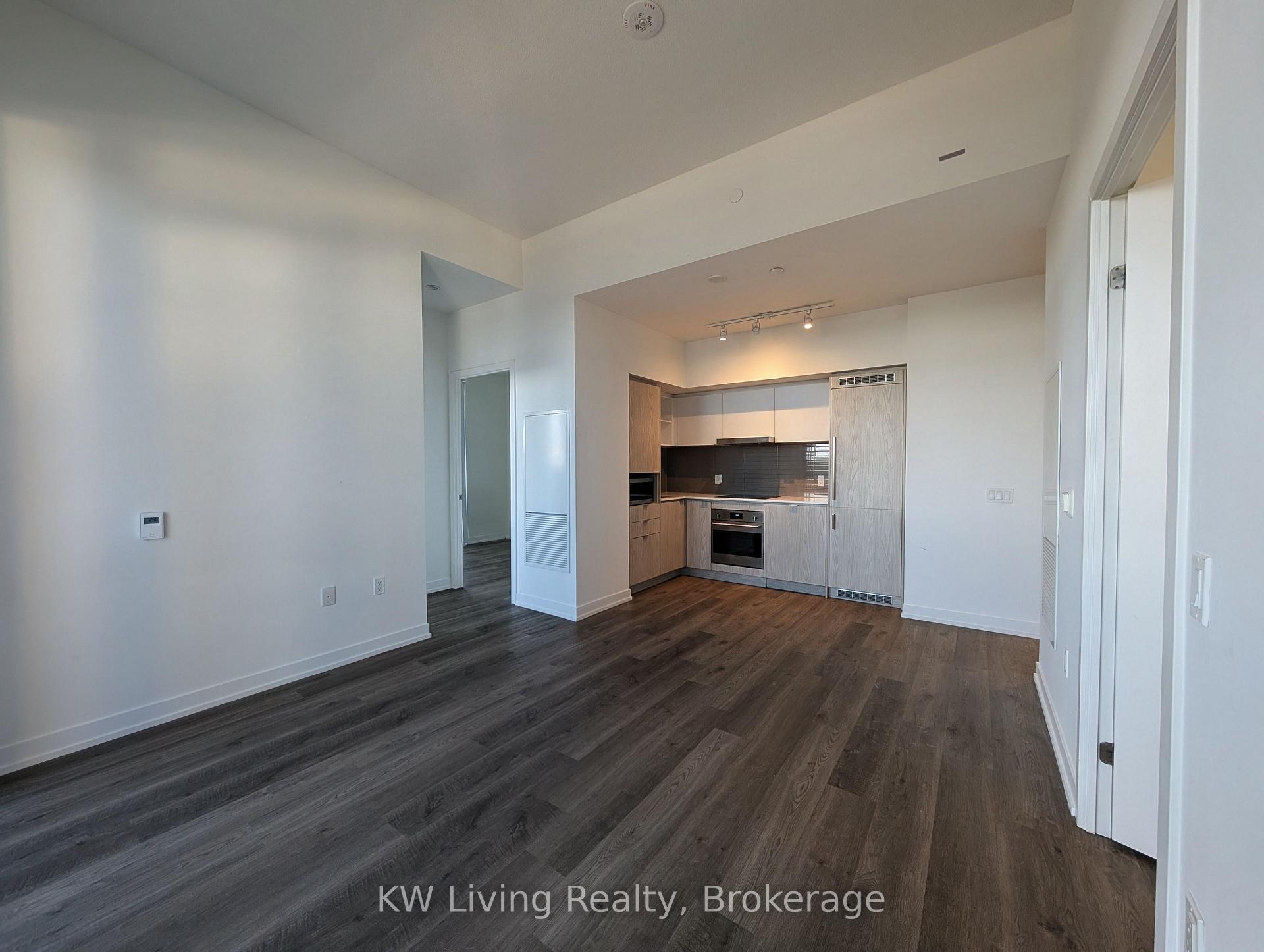 Photo 4 of Unit 1509, 55 Cooper Street, Toronto, Waterfront Communities — HOMEH