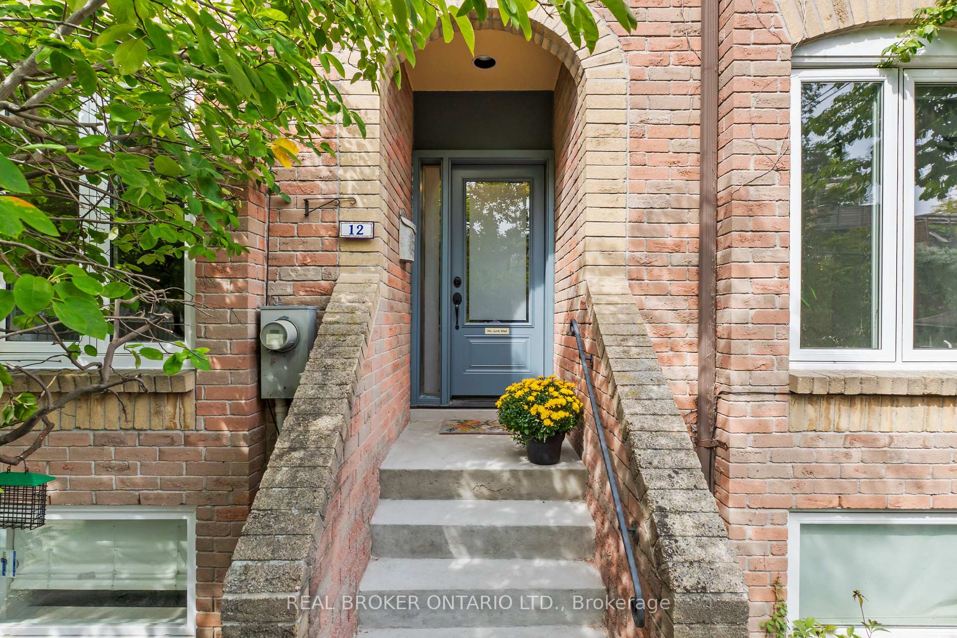 Photo of 12 St. James Court