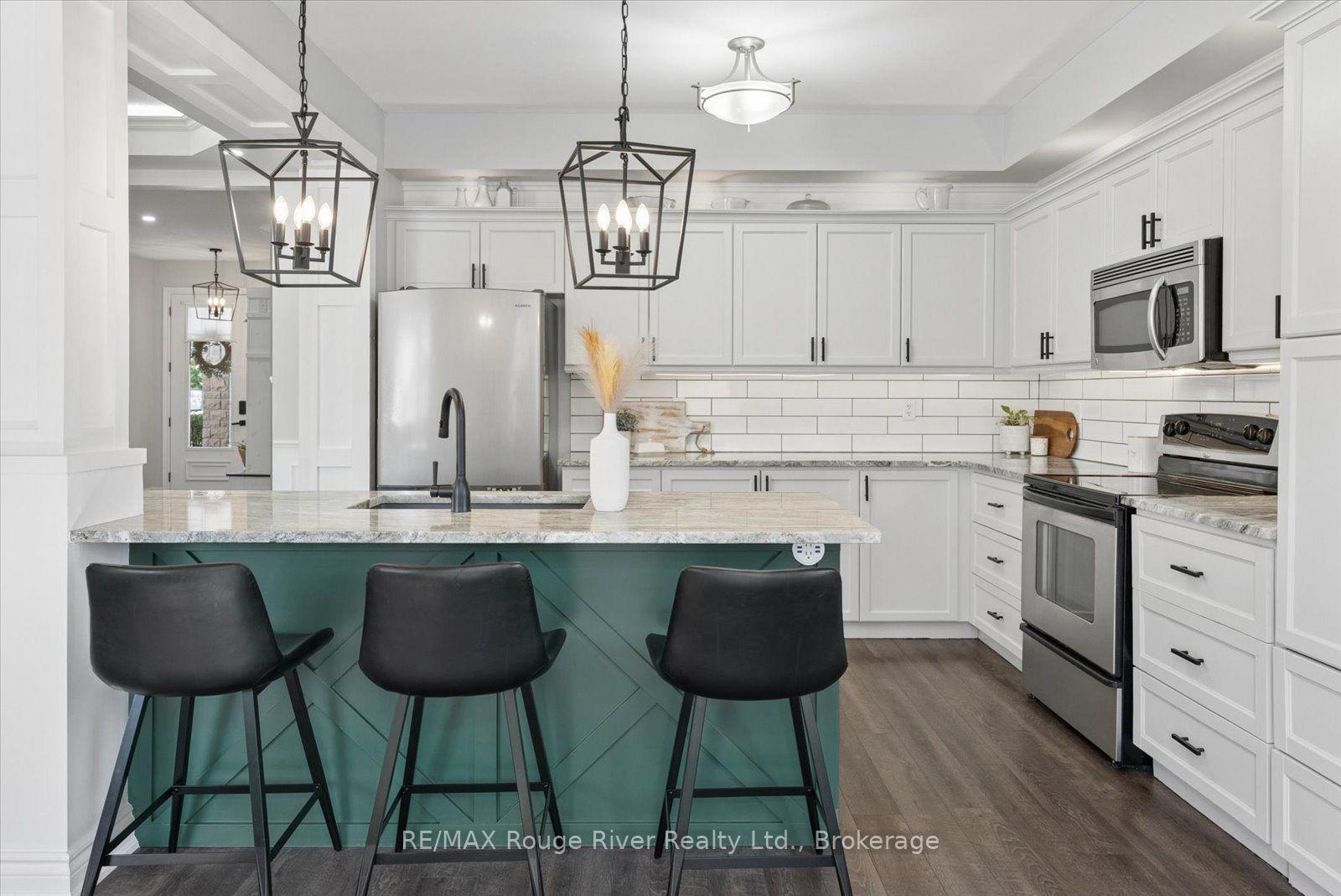 Photo 9 of 27 Bagnell Crescent, Clarington, Bowmanville — HOMEH