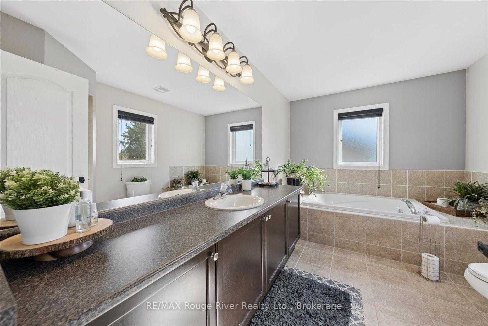 Photo 22 of 27 Bagnell Crescent, Clarington, Bowmanville — HOMEH