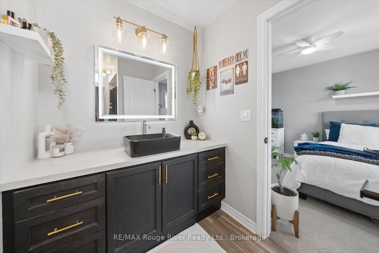 Photo 29 of 27 Bagnell Crescent, Clarington, Bowmanville — HOMEH