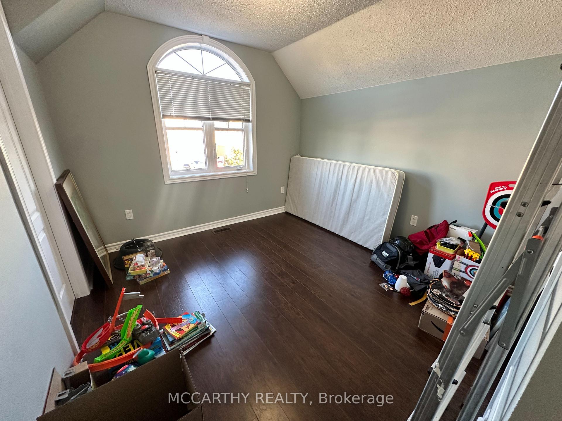 Photo 15 of 516 Davis Drive, Shelburne — HOMEH