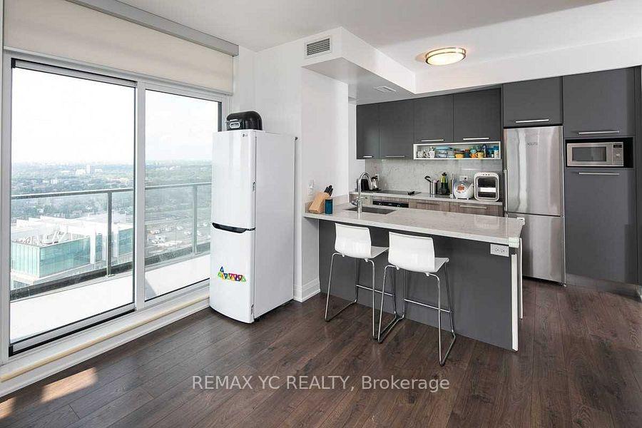 Photo 2 of Unit 3705, 36 Park Lawn Road, Etobicoke, Mimico — HOMEH