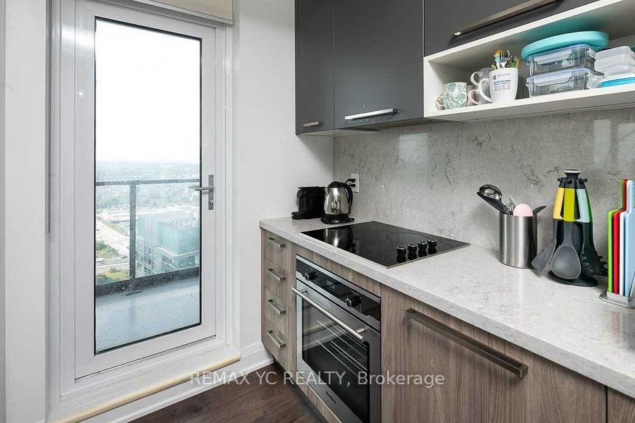 Photo 5 of Unit 3705, 36 Park Lawn Road, Etobicoke, Mimico — HOMEH