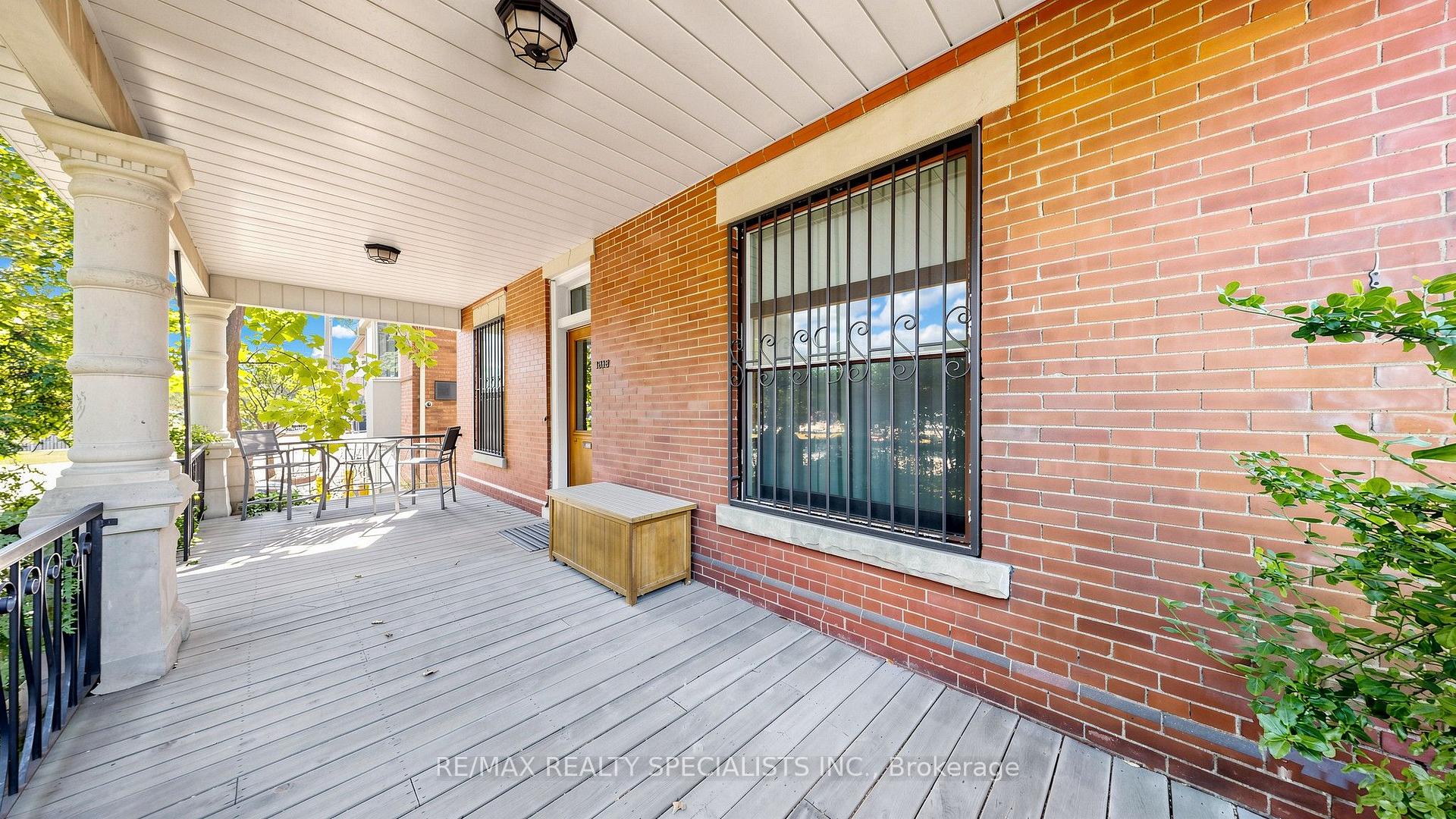 Photo of 1316 King Street E