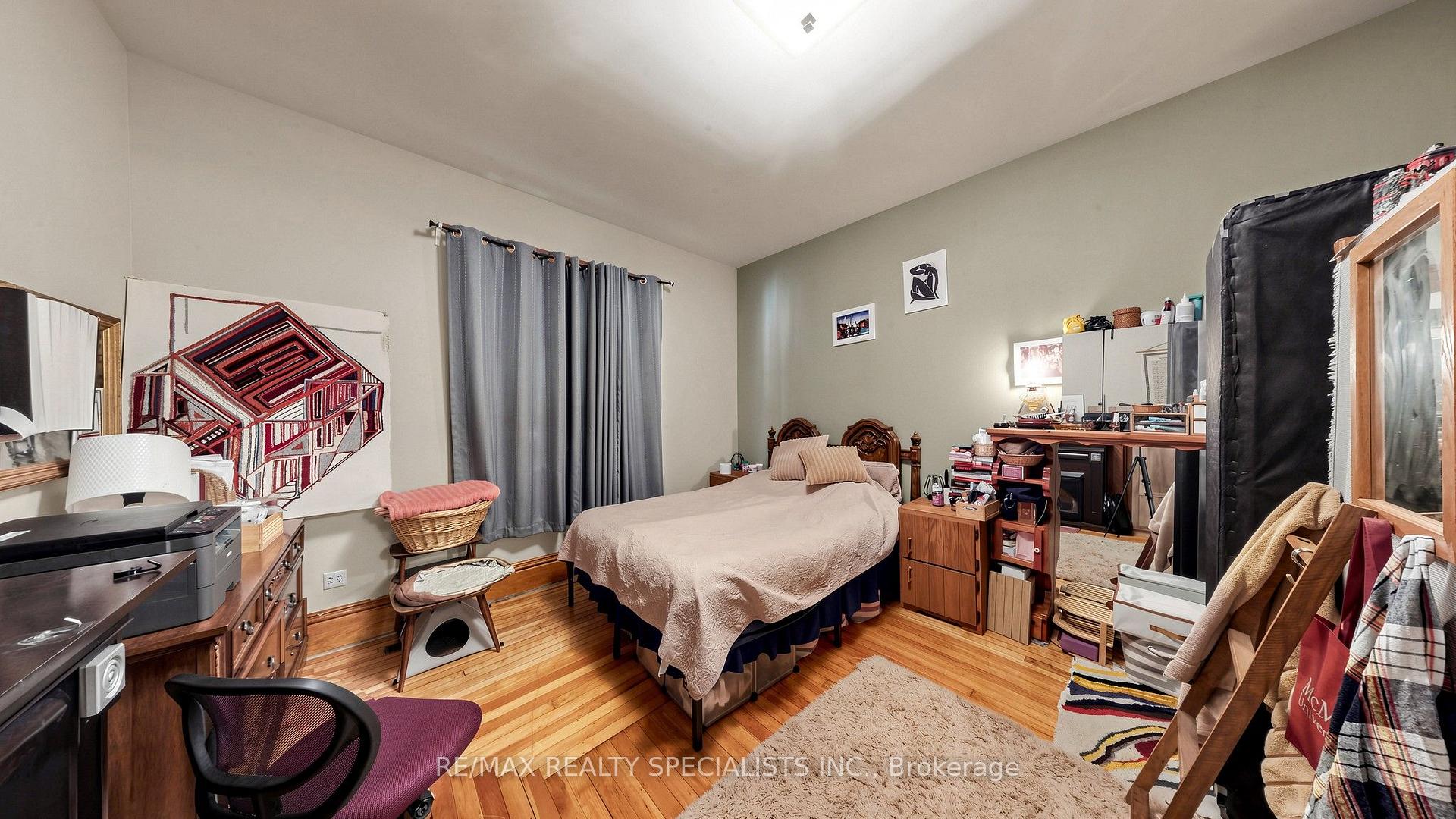 Photo 10 of 1316 King Street E, Hamilton, Delta — HOMEH