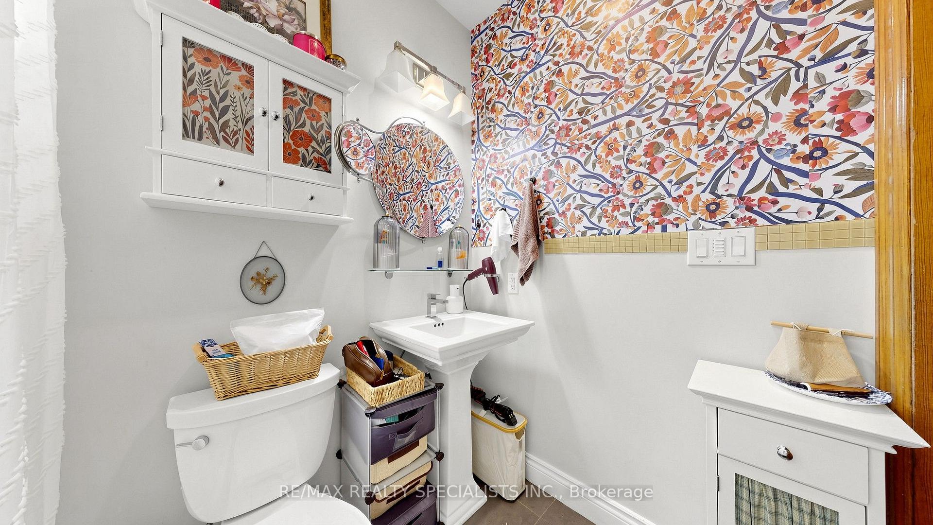 Photo 14 of 1316 King Street E, Hamilton, Delta — HOMEH