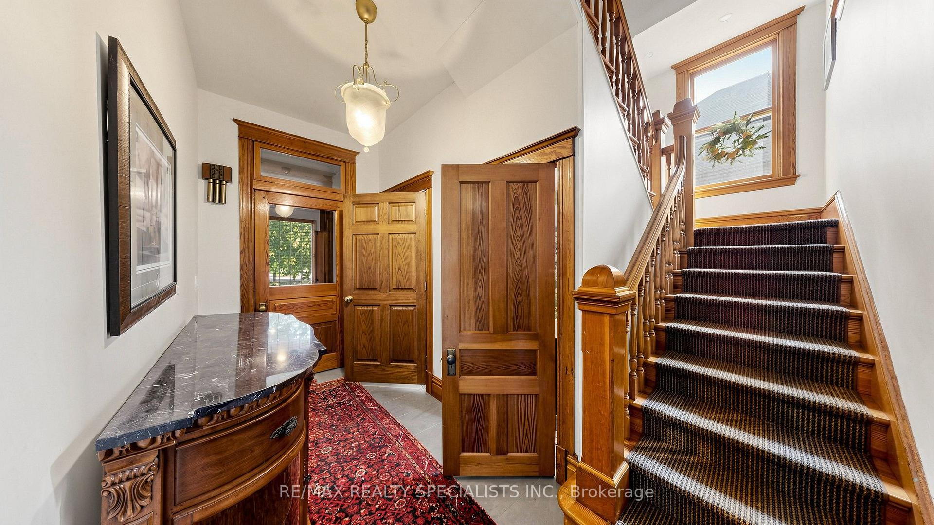 Photo 16 of 1316 King Street E, Hamilton, Delta — HOMEH