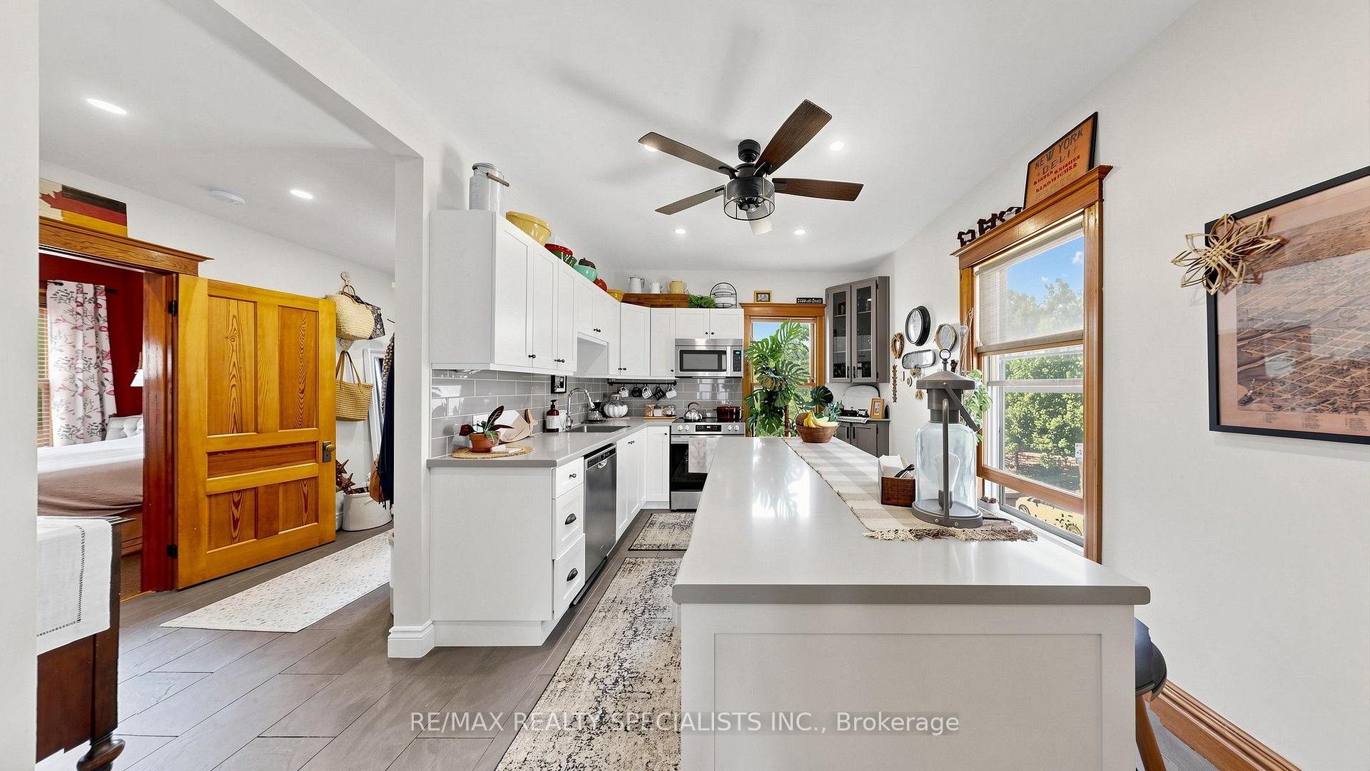 Photo 22 of 1316 King Street E, Hamilton, Delta — HOMEH