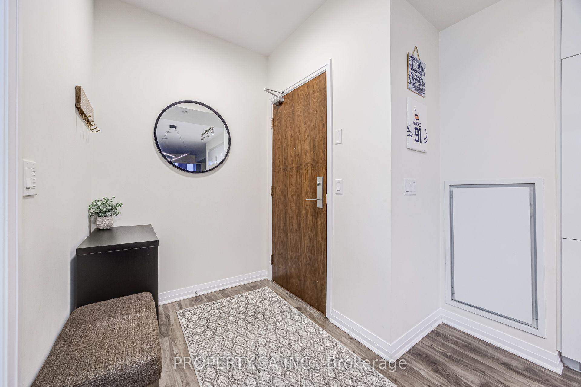 Photo 11 of Unit 416, 8 Mercer Street, Toronto, Waterfront Communities — HOMEH