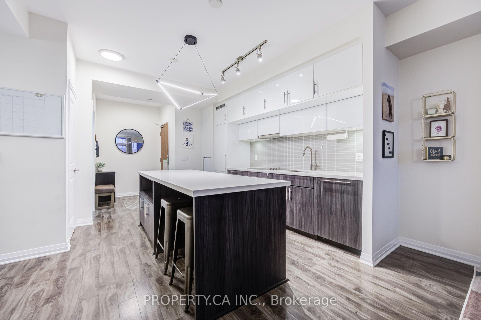 Photo 31 of Unit 416, 8 Mercer Street, Toronto, Waterfront Communities — HOMEH