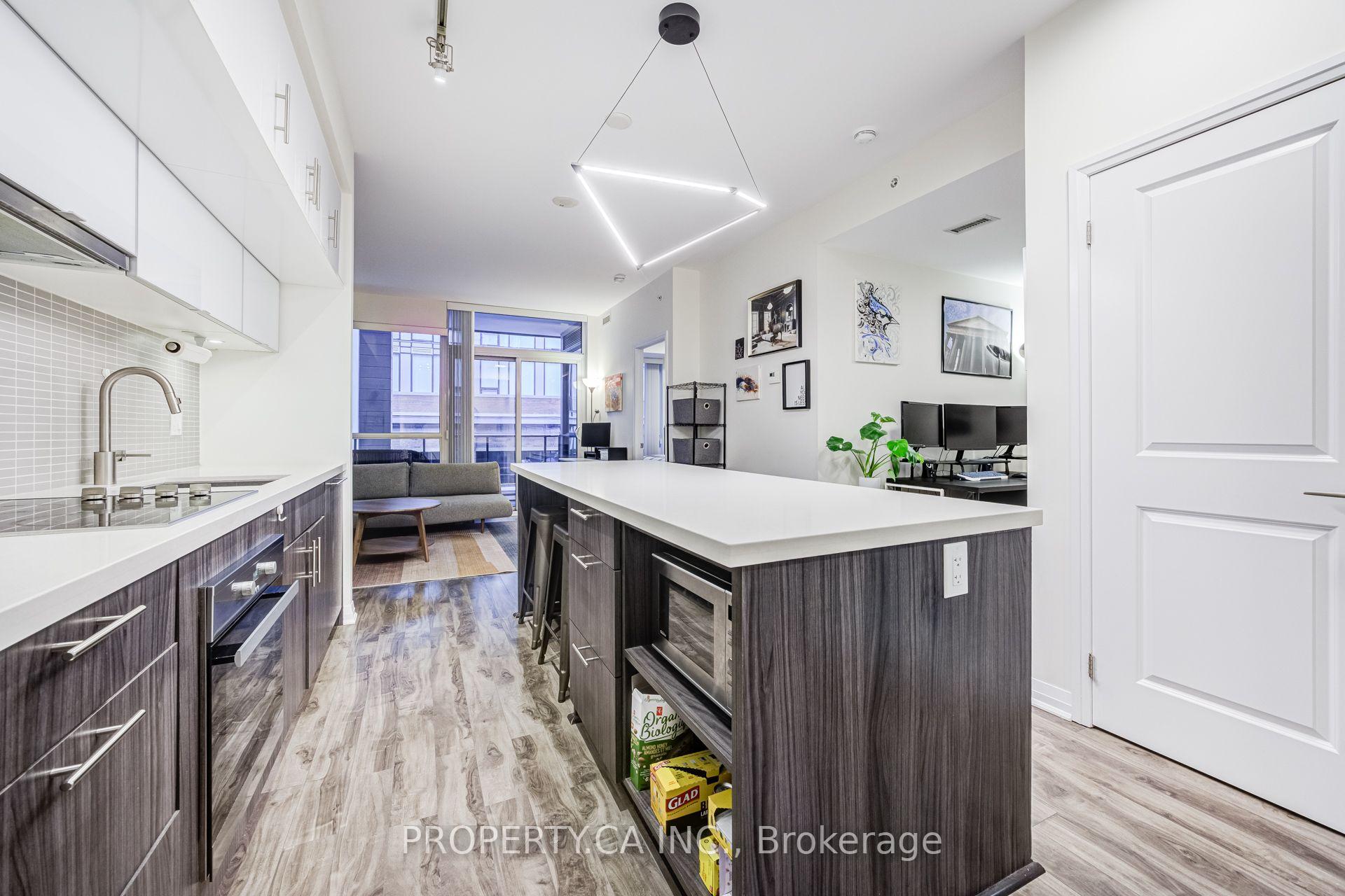Photo 12 of Unit 416, 8 Mercer Street, Toronto, Waterfront Communities — HOMEH