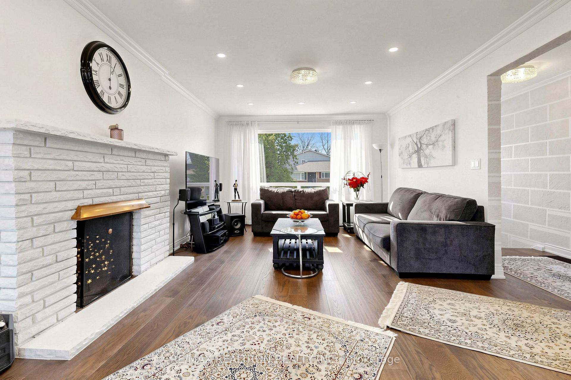 Photo 2 of Unit Main, 244 Tampico Road, Richmond Hill, Mill Pond — HOMEH