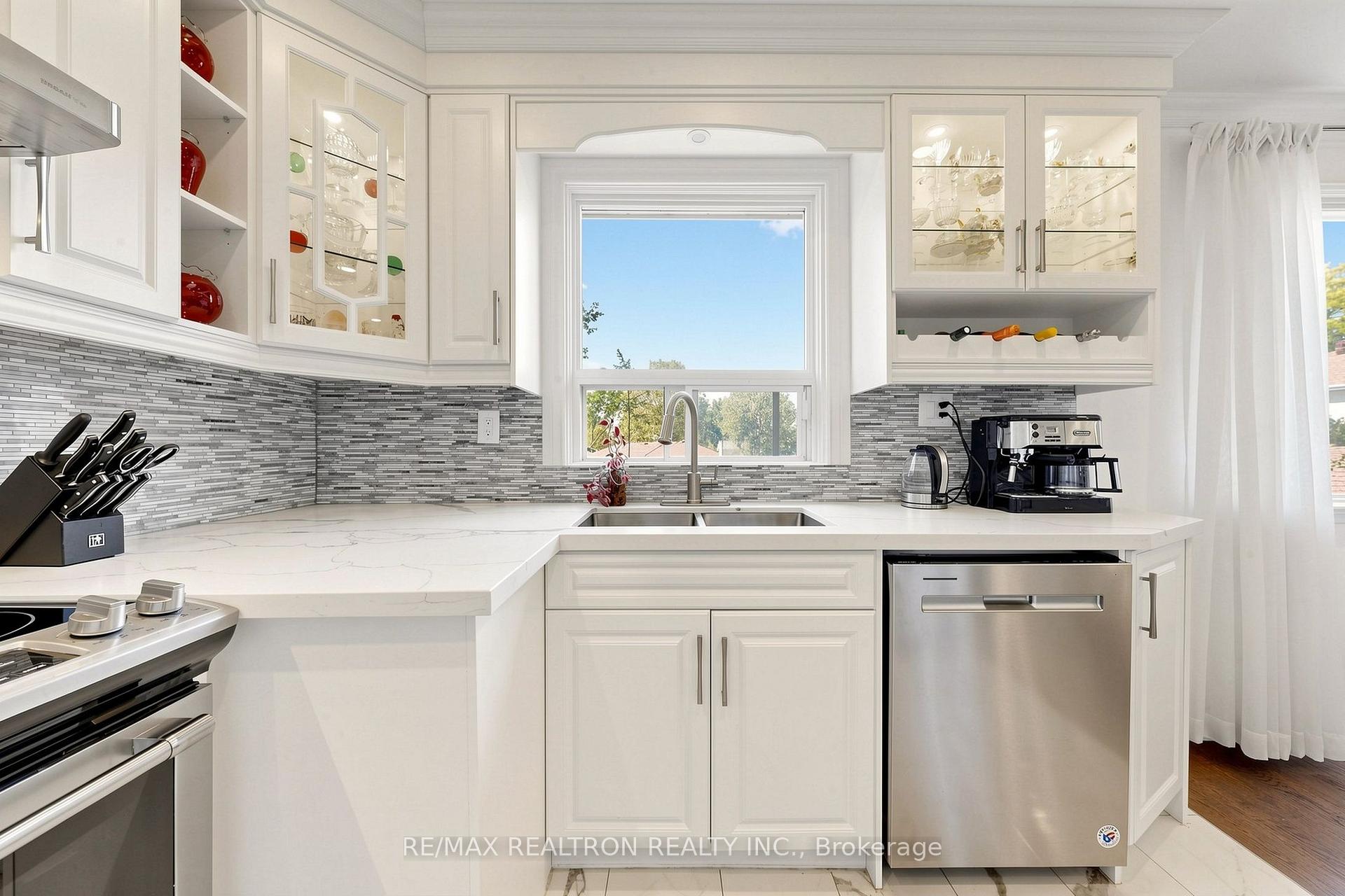 Photo 11 of Unit Main, 244 Tampico Road, Richmond Hill, Mill Pond — HOMEH
