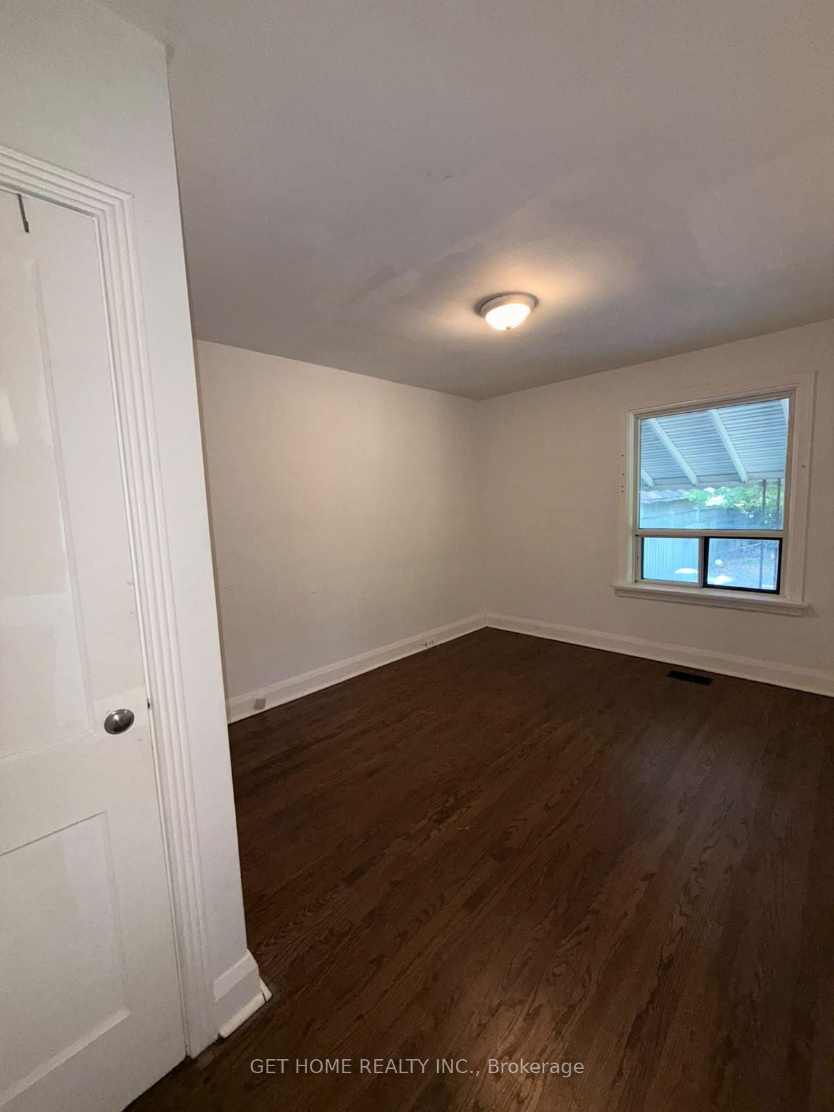 Photo 10 of 100 Cadorna Avenue, Toronto, East York — HOMEH