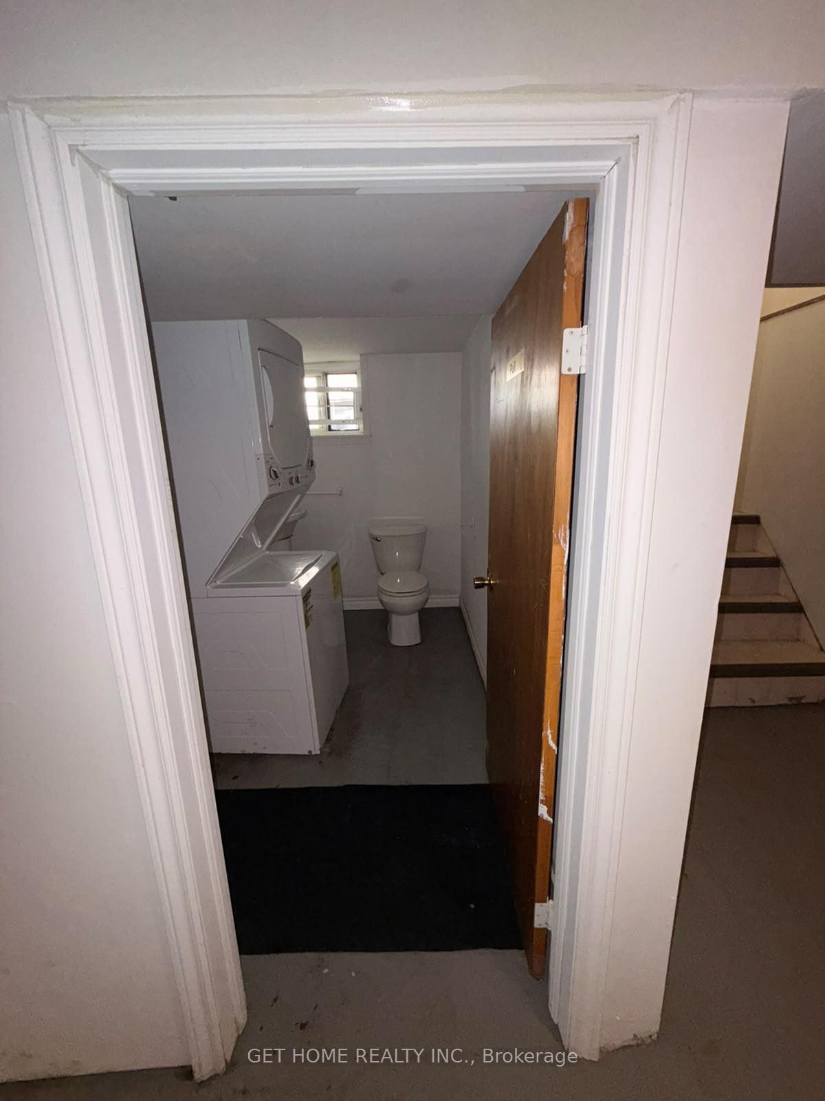 Photo 14 of 100 Cadorna Avenue, Toronto, East York — HOMEH
