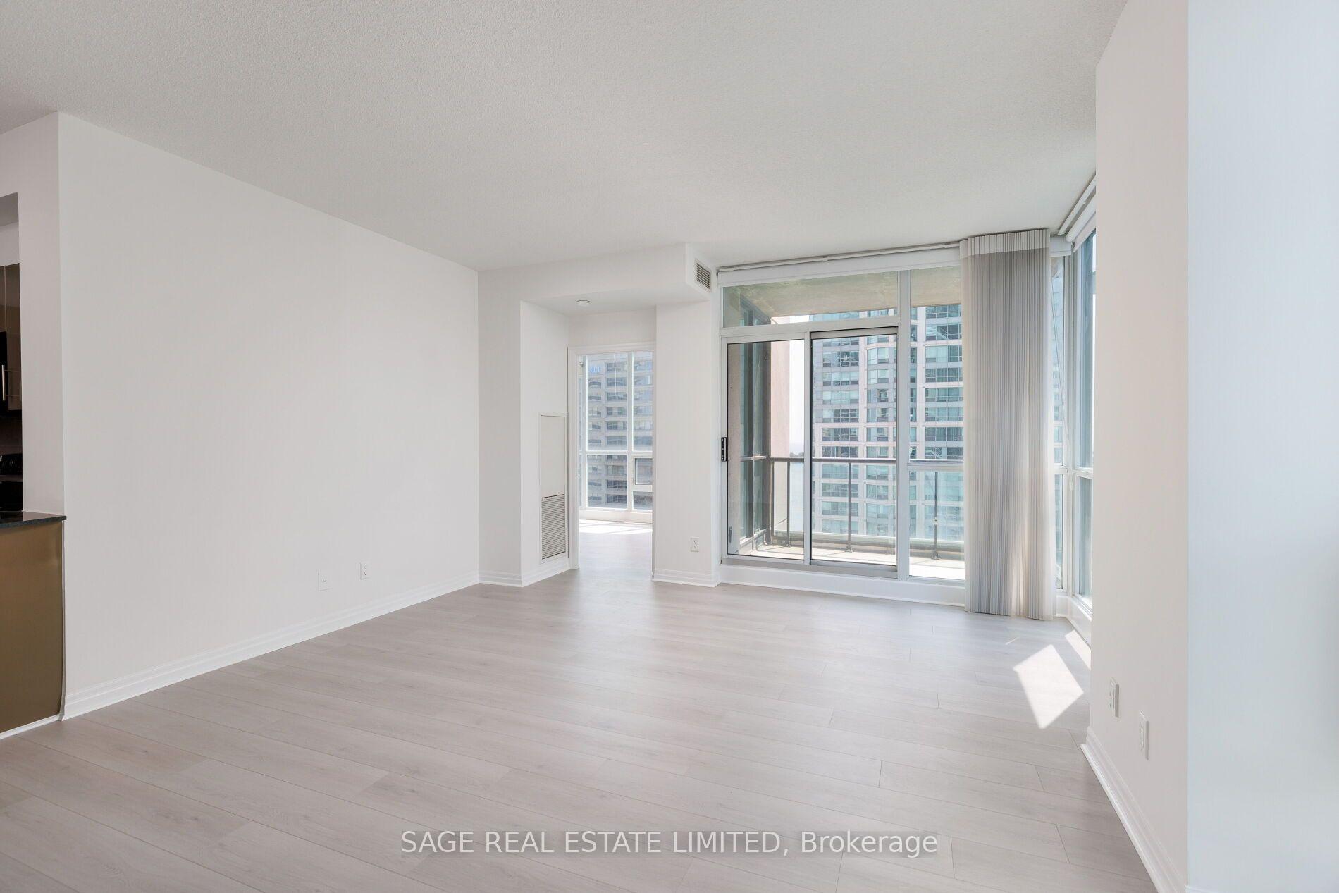Photo 5 of Unit 2711, 16 Yonge Street, Toronto, Waterfront Communities — HOMEH