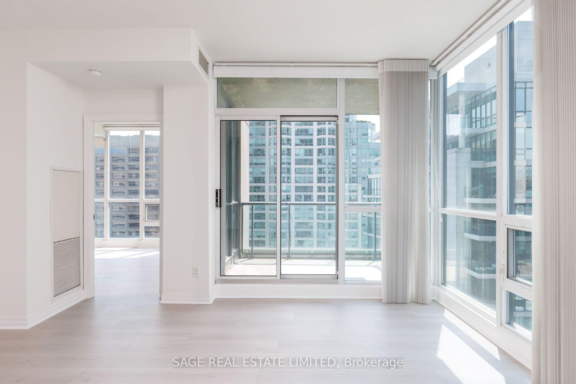 Photo 7 of Unit 2711, 16 Yonge Street, Toronto, Waterfront Communities — HOMEH