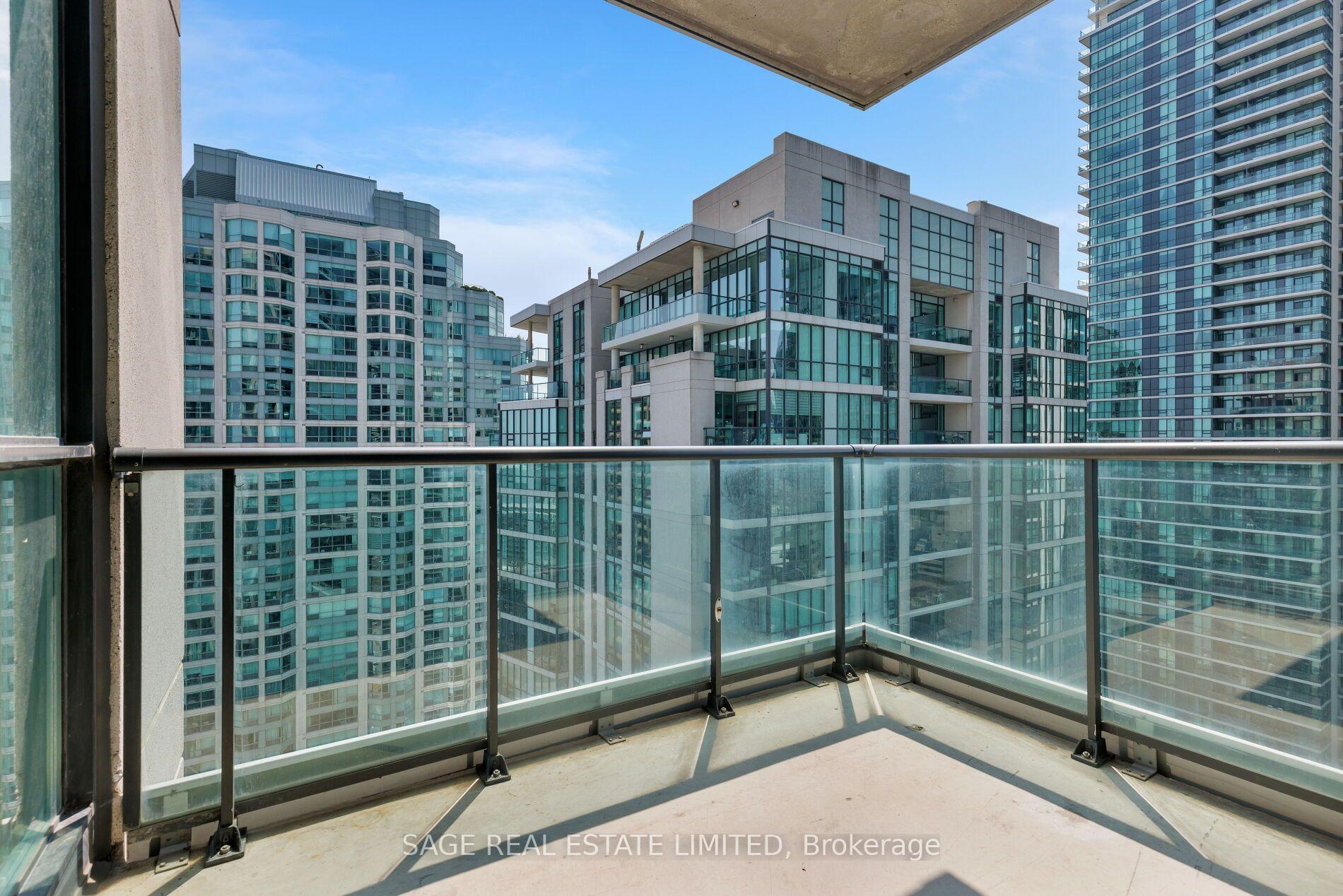 Photo 9 of Unit 2711, 16 Yonge Street, Toronto, Waterfront Communities — HOMEH