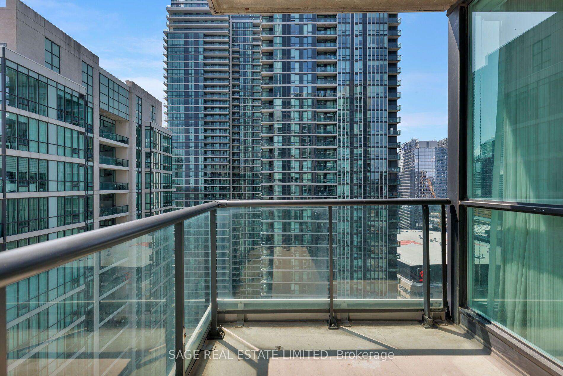 Photo 10 of Unit 2711, 16 Yonge Street, Toronto, Waterfront Communities — HOMEH