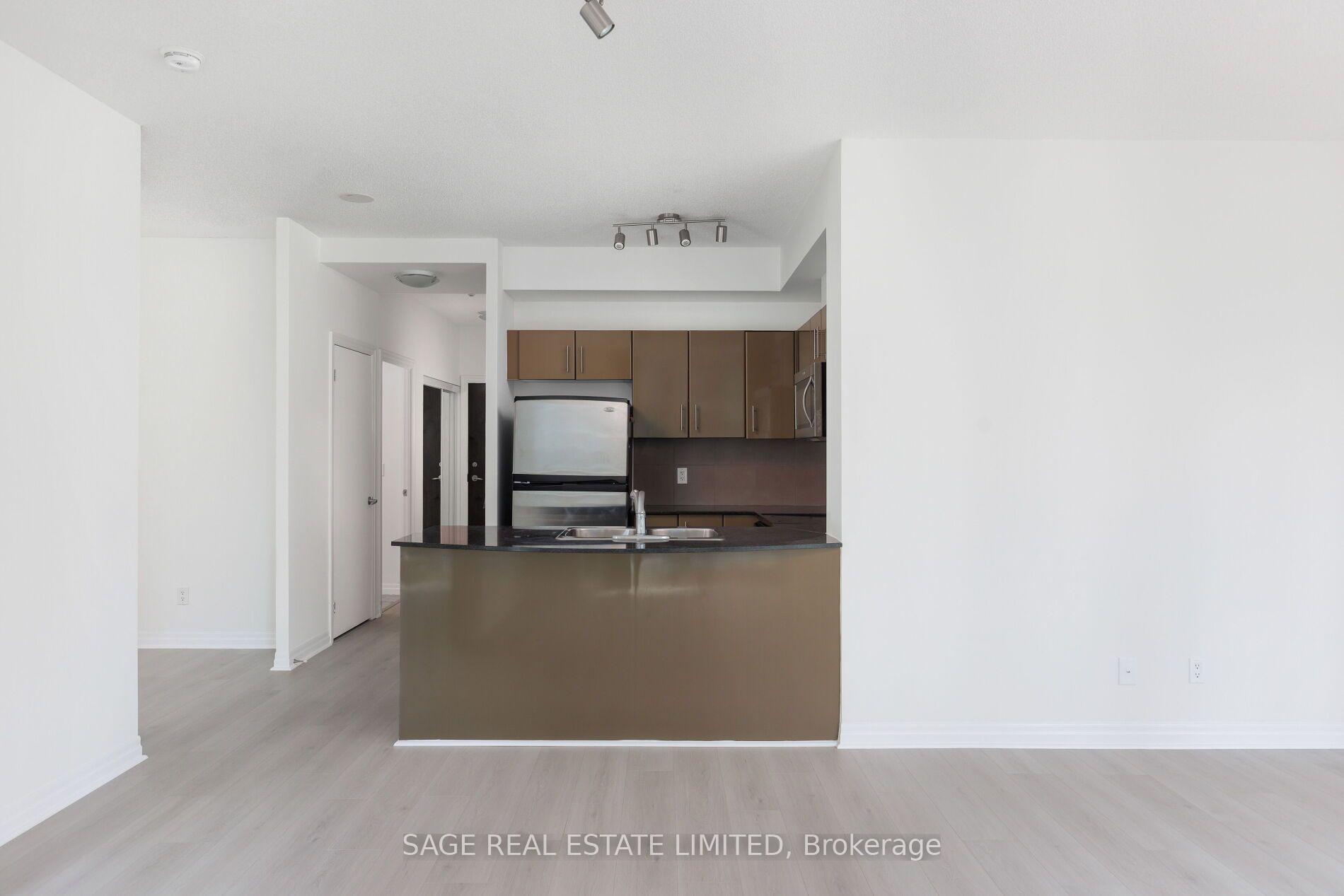 Photo 15 of Unit 2711, 16 Yonge Street, Toronto, Waterfront Communities — HOMEH
