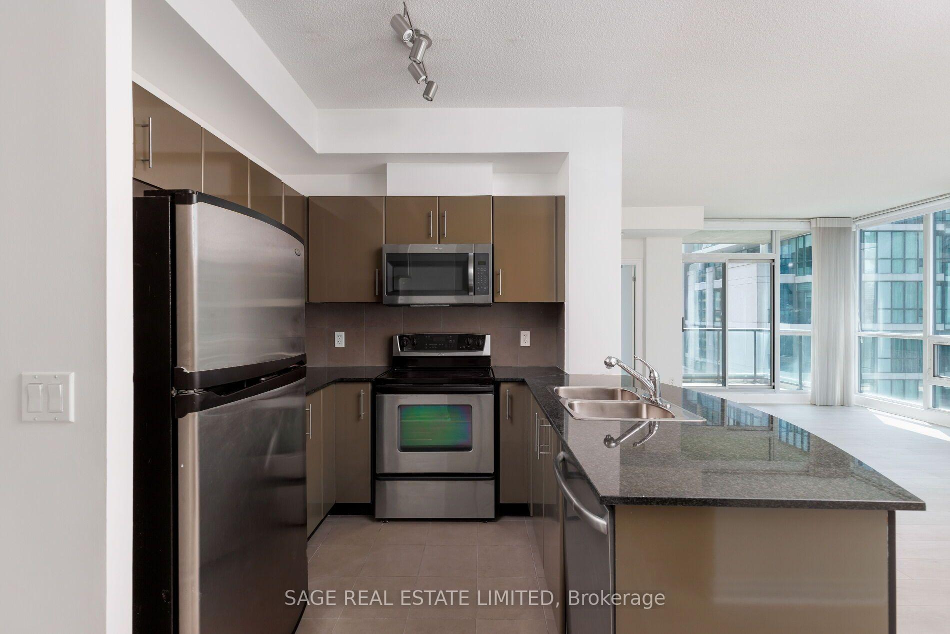 Photo 17 of Unit 2711, 16 Yonge Street, Toronto, Waterfront Communities — HOMEH