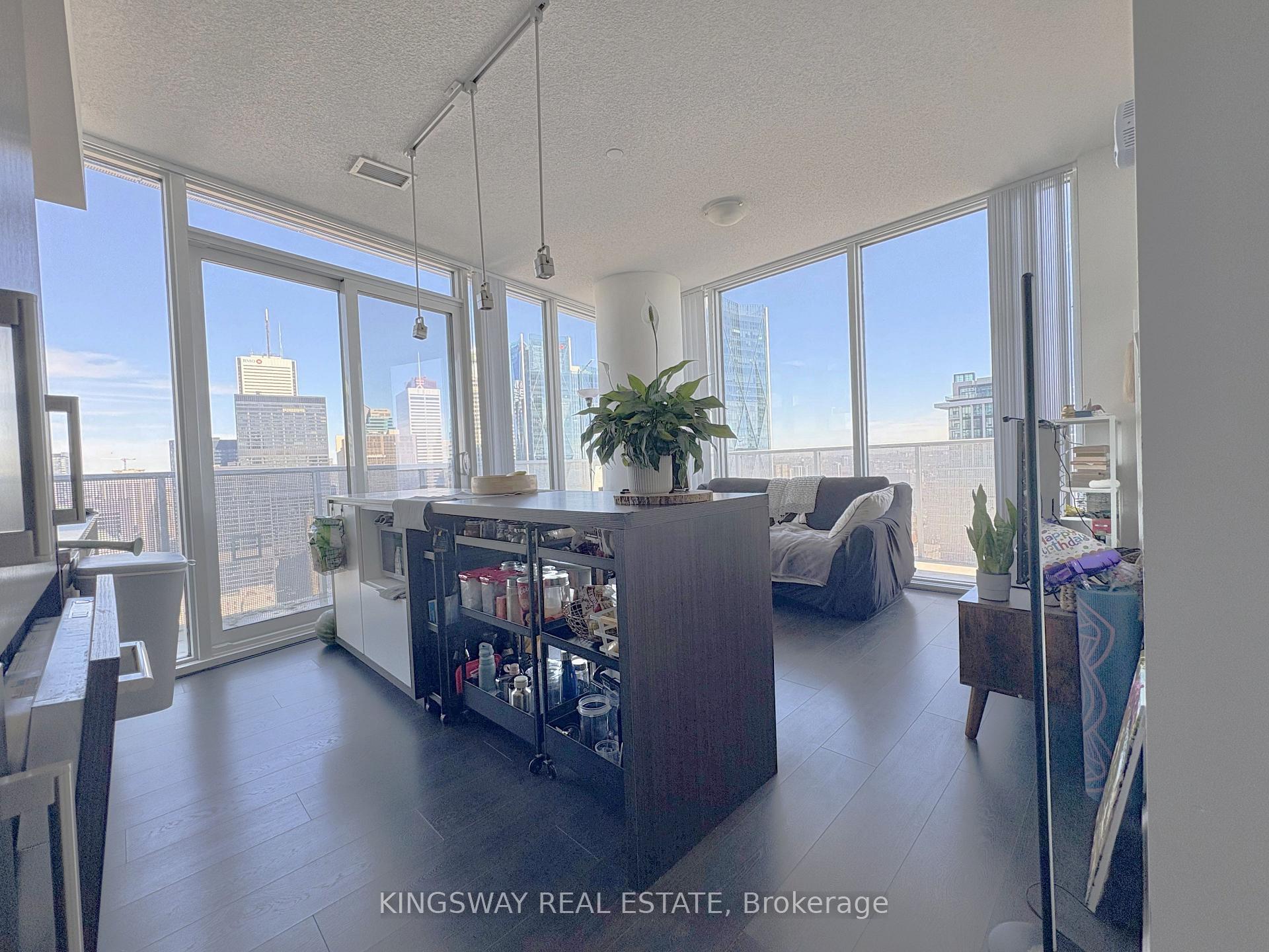 Photo 6 of Unit 5004, 88 Harbour Street, Toronto, Waterfront Communities — HOMEH