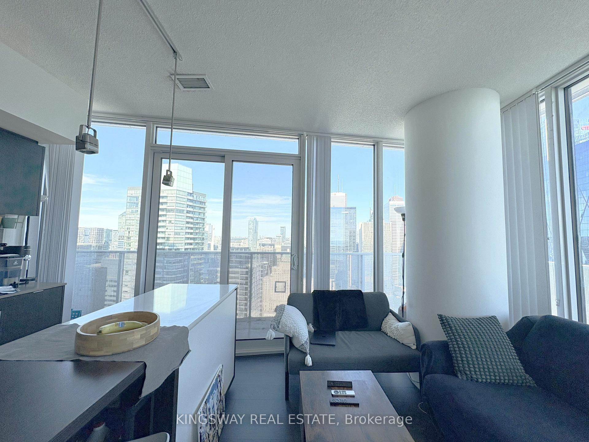 Photo 11 of Unit 5004, 88 Harbour Street, Toronto, Waterfront Communities — HOMEH