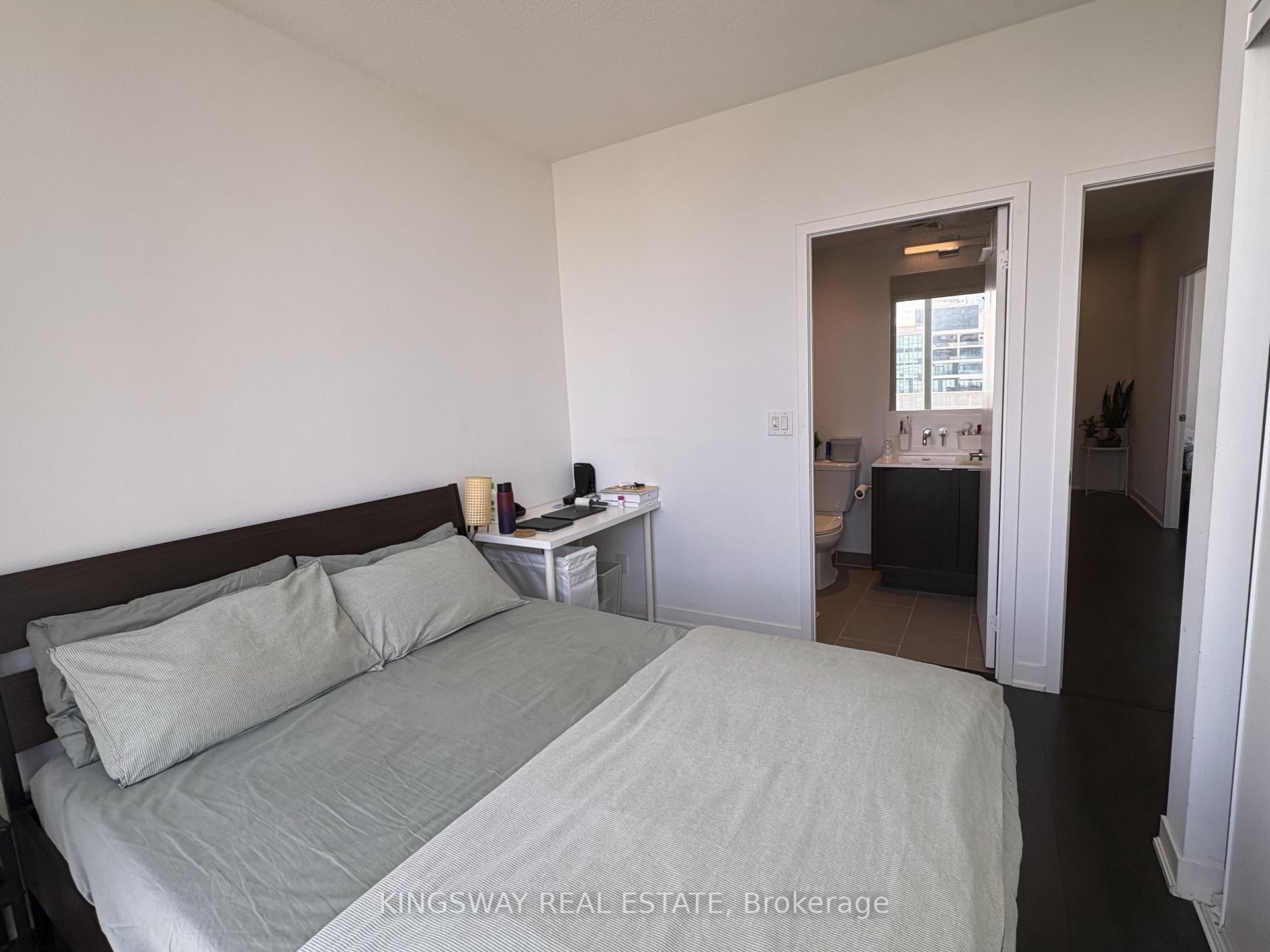 Photo 16 of Unit 5004, 88 Harbour Street, Toronto, Waterfront Communities — HOMEH