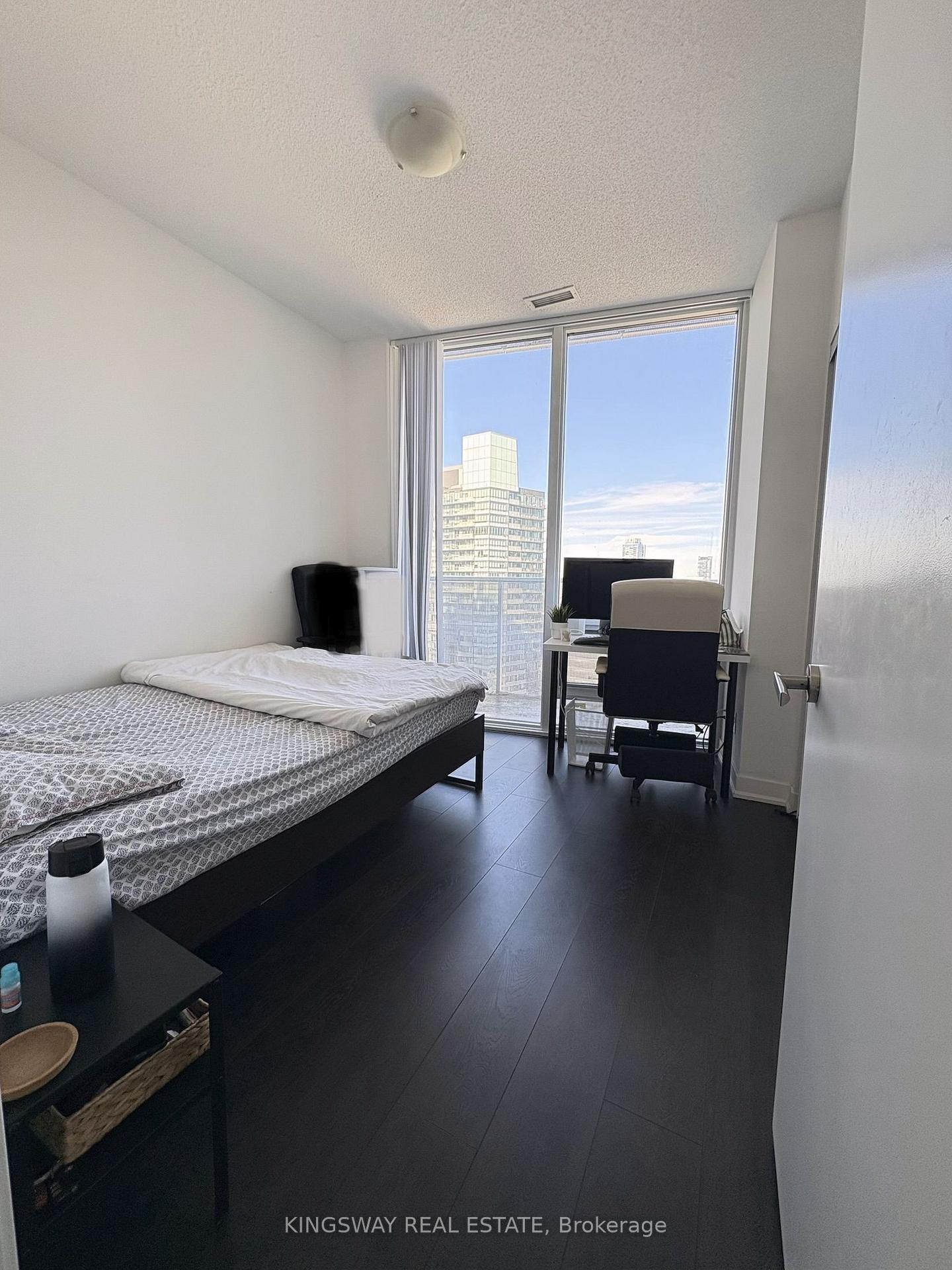 Photo 25 of Unit 5004, 88 Harbour Street, Toronto, Waterfront Communities — HOMEH