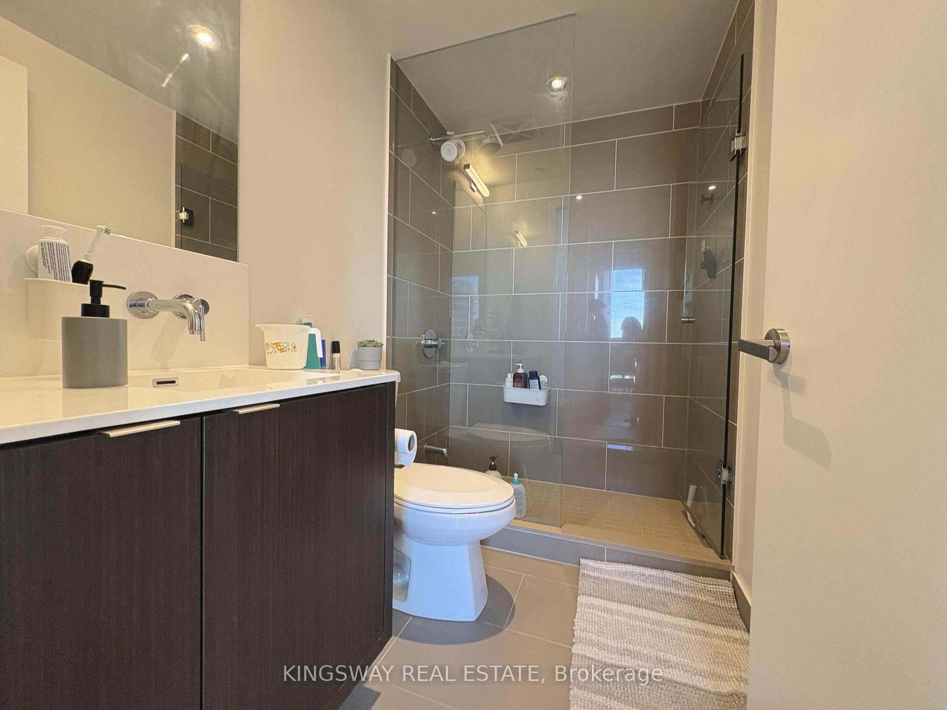 Photo 26 of Unit 5004, 88 Harbour Street, Toronto, Waterfront Communities — HOMEH