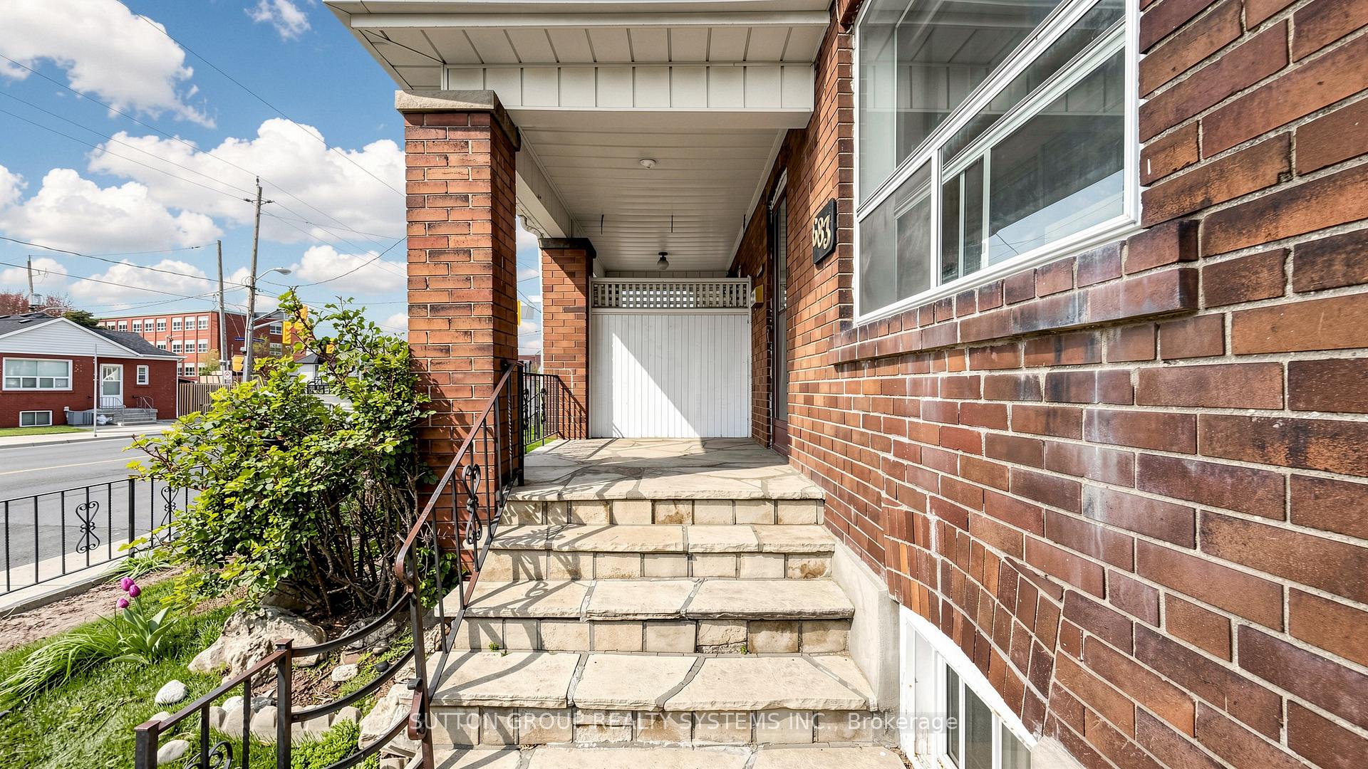 Photo 3 of 683 Old Weston Road, Toronto, Weston-Pellam Park — HOMEH