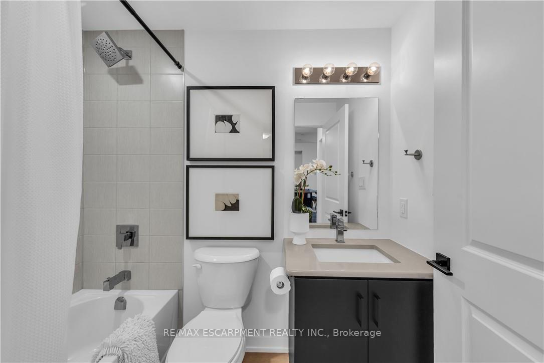 Photo 20 of Unit 237, 10 Mallard Trail, Hamilton, Waterdown — HOMEH