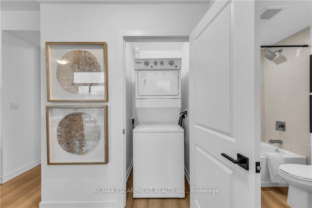 Photo 21 of Unit 237, 10 Mallard Trail, Hamilton, Waterdown — HOMEH
