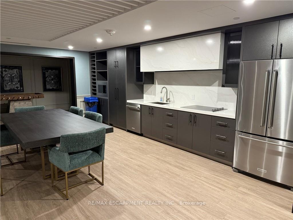 Photo 38 of Unit 237, 10 Mallard Trail, Hamilton, Waterdown — HOMEH