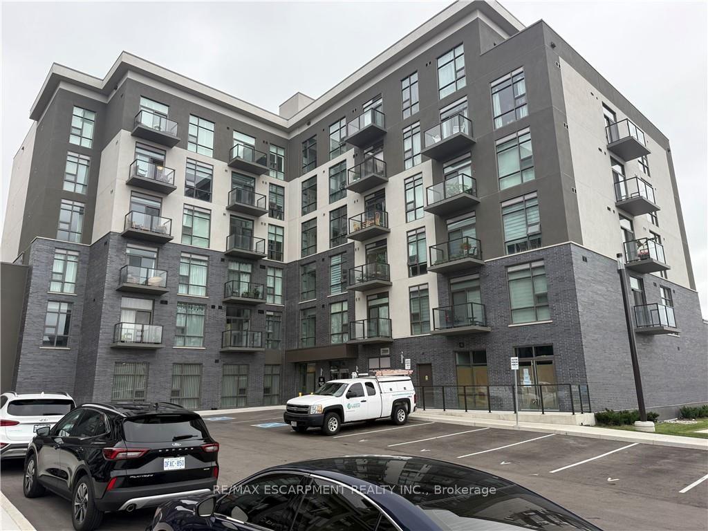Photo 44 of Unit 237, 10 Mallard Trail, Hamilton, Waterdown — HOMEH