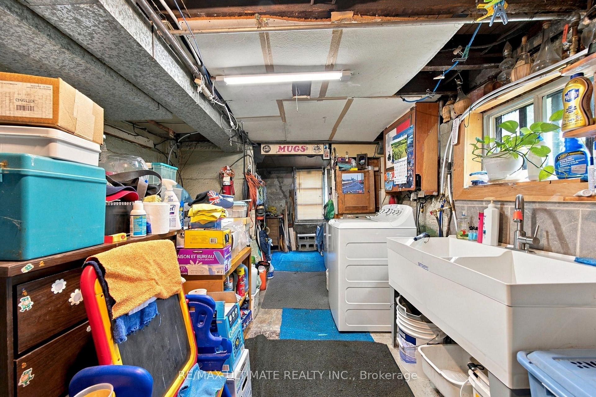 Photo 12 of 426 Woodfield Road, Toronto, Greenwood-Coxwell — HOMEH
