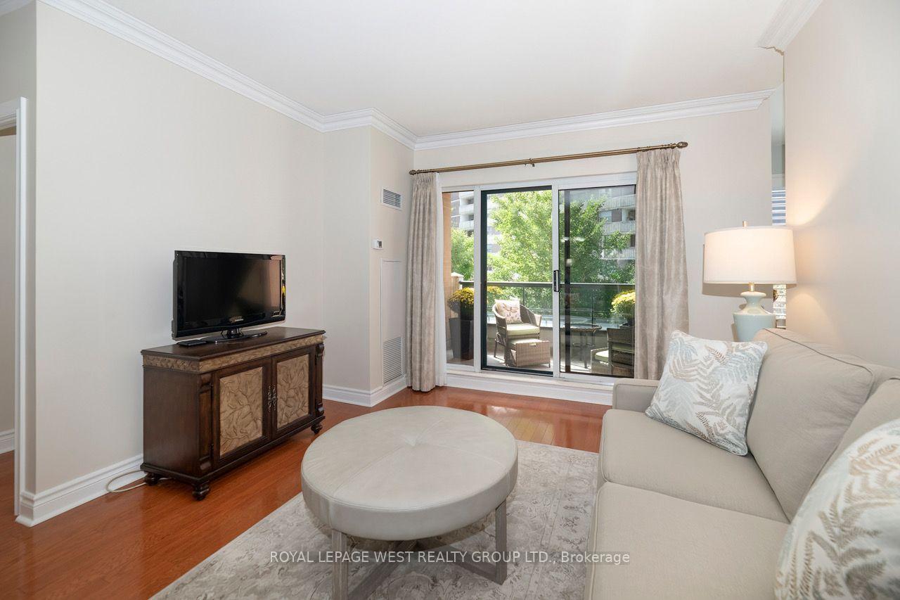 Photo 3 of Unit 302, 1 Lomond Drive, Etobicoke, Islington-City Centre West — HOMEH