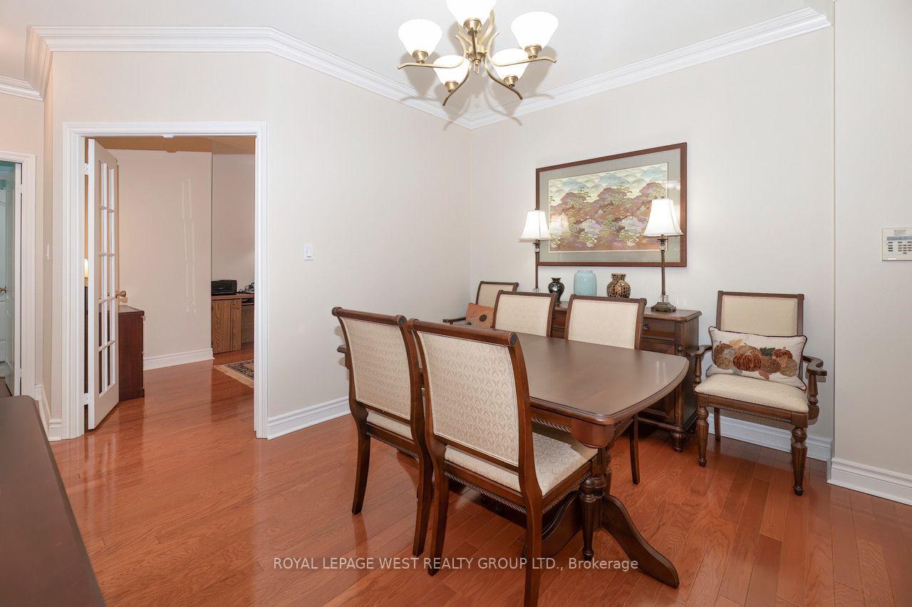 Photo 6 of Unit 302, 1 Lomond Drive, Etobicoke, Islington-City Centre West — HOMEH